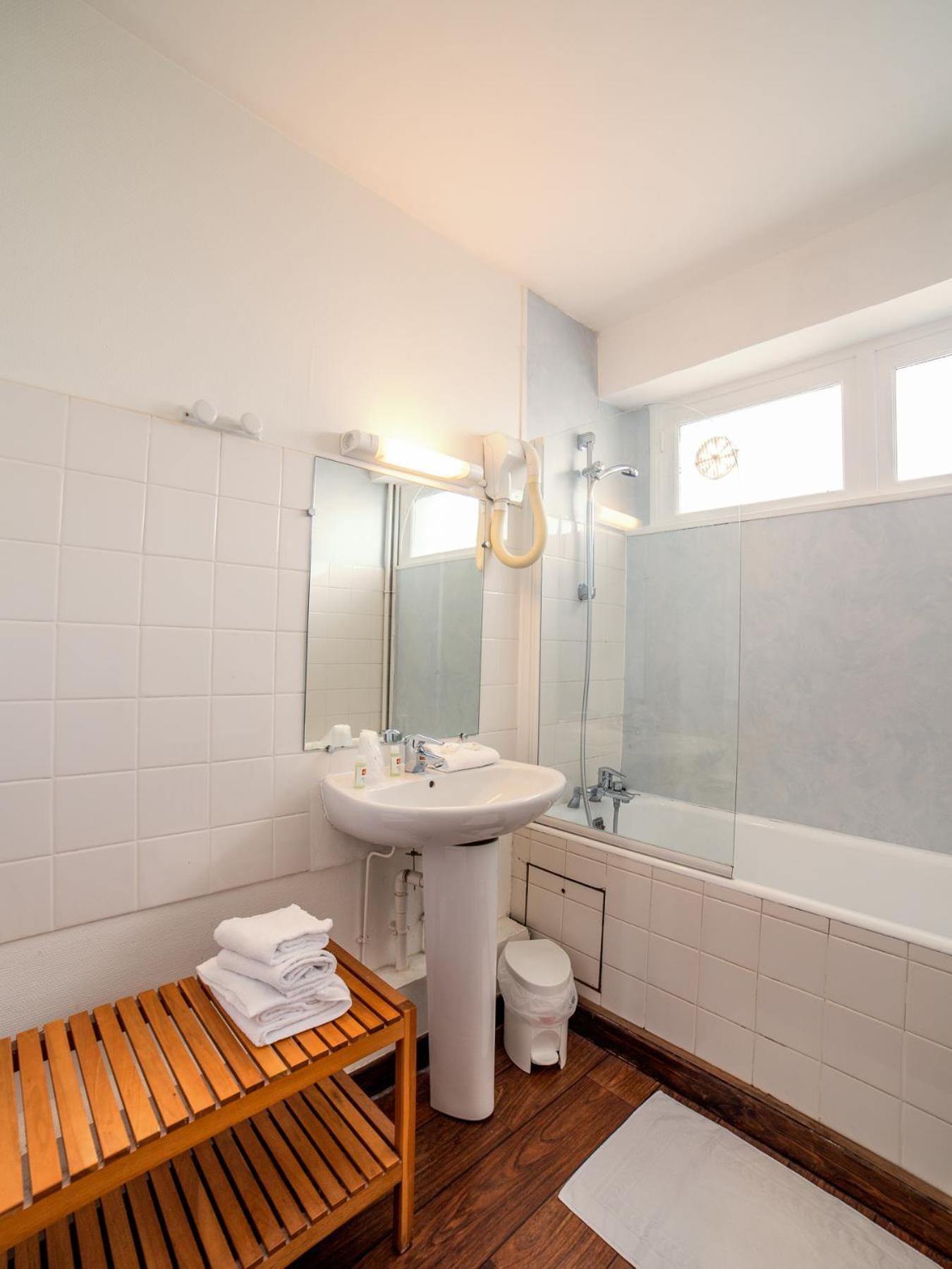 Hotel De La Vendee 永河畔拉罗什 外观 照片
